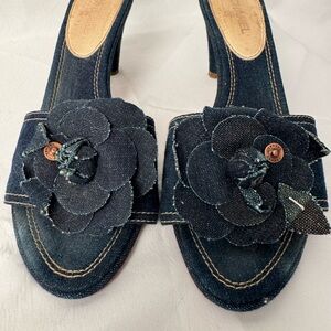 Casual Glamoour! CHANEL Jeans Denim Blue Camellia Mules Kitten Heels 39.5 9.5 9